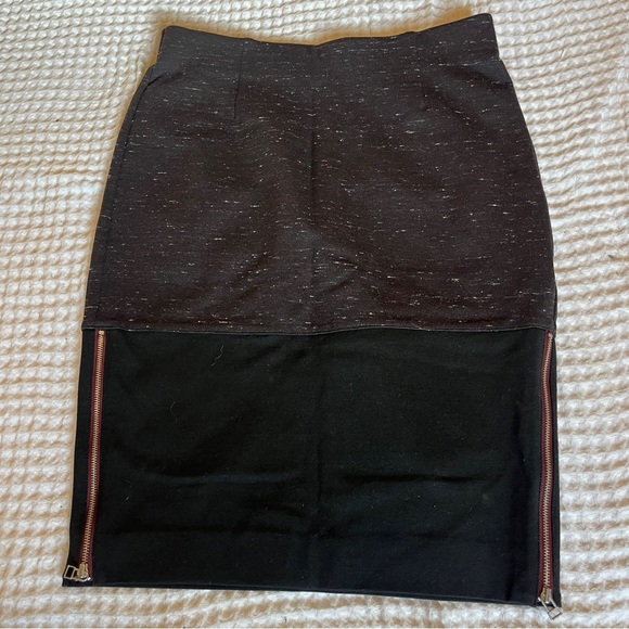 Aritzia Wilfred Campagne Pencil Skirt with Zipper Side Accents Size 10 - Picture 5 of 8